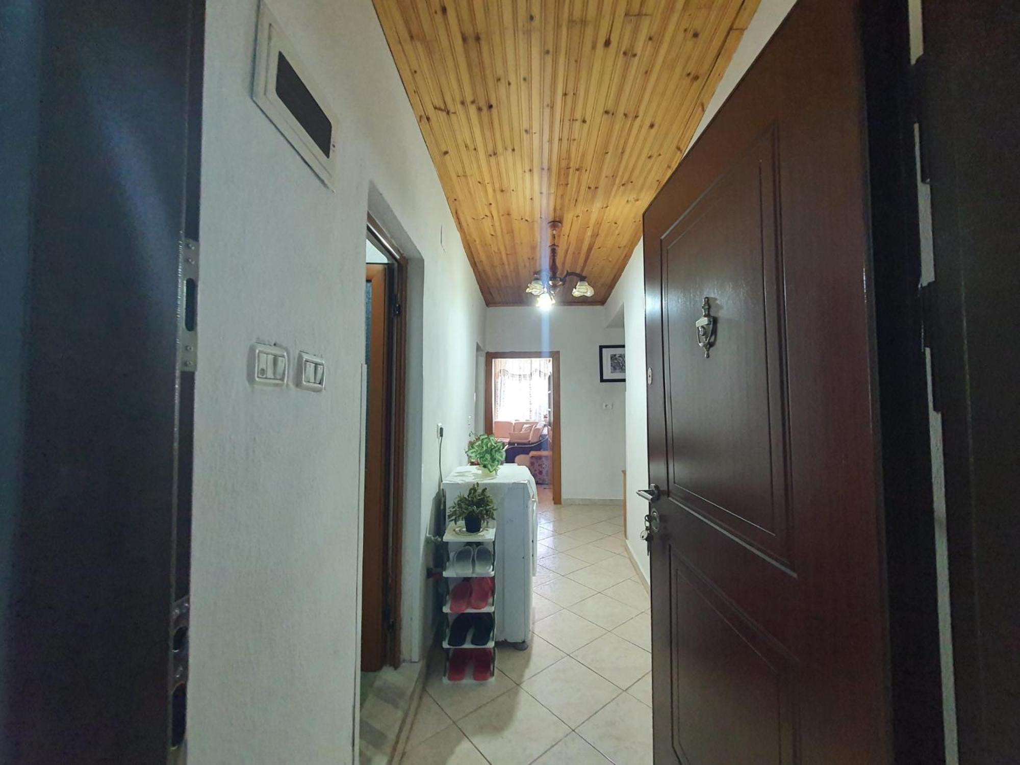 Hida Guest House Гирокастра Экстерьер фото